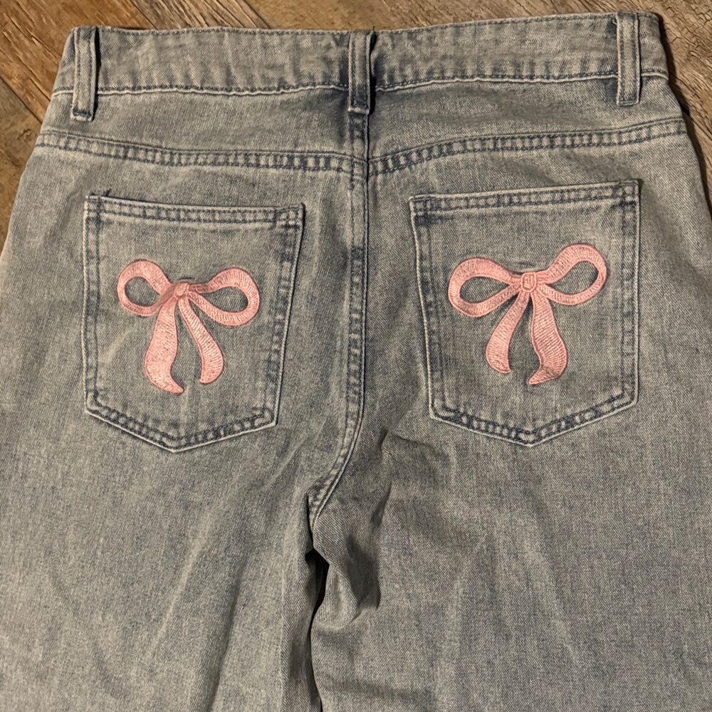 J for Justify Gray Boot Cut Jeans With Pink Embroidered Bows Size S